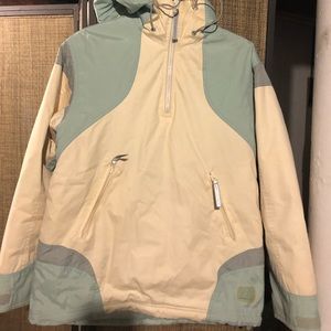 American Eagle Ski Coat small cream, pale green, blue, grey. Very warm.